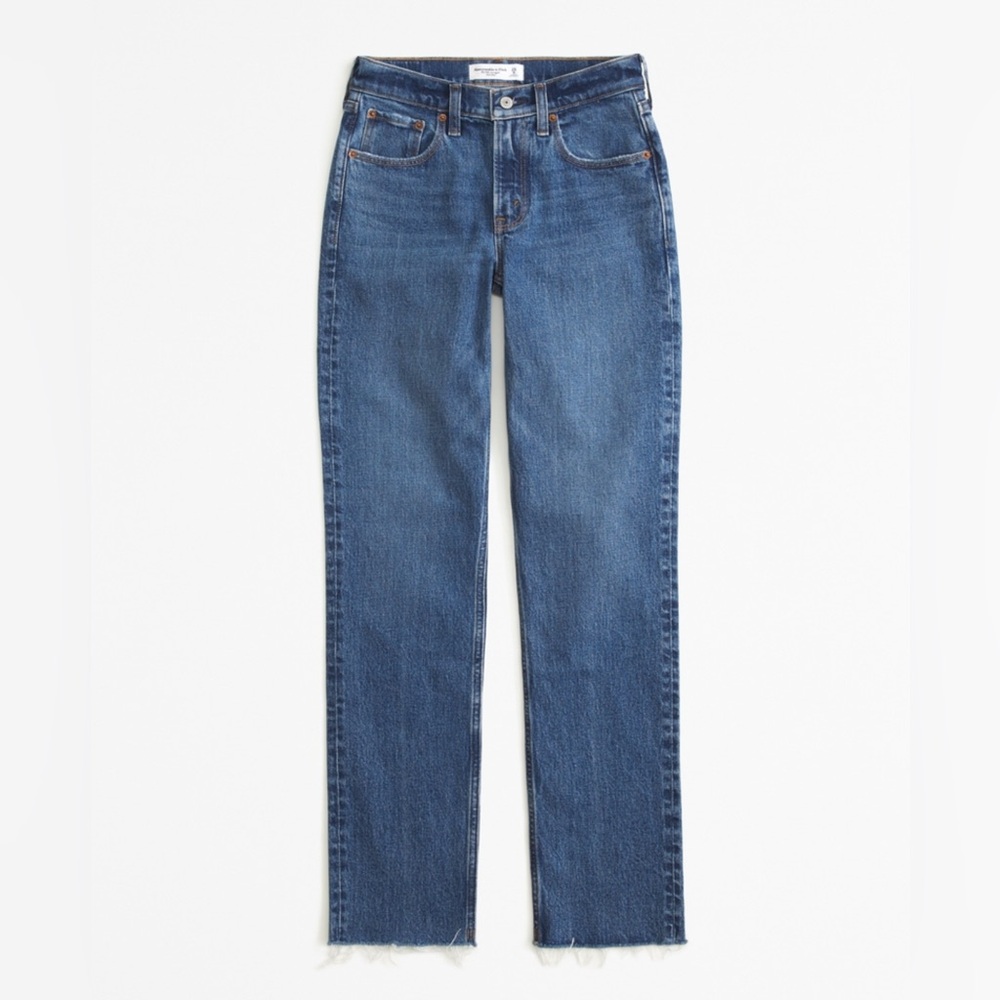 Abercrombie & Fitch Curve Love Mid Rise 90s Straight Jean